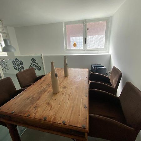 Living Apartment Милано Екстериор снимка