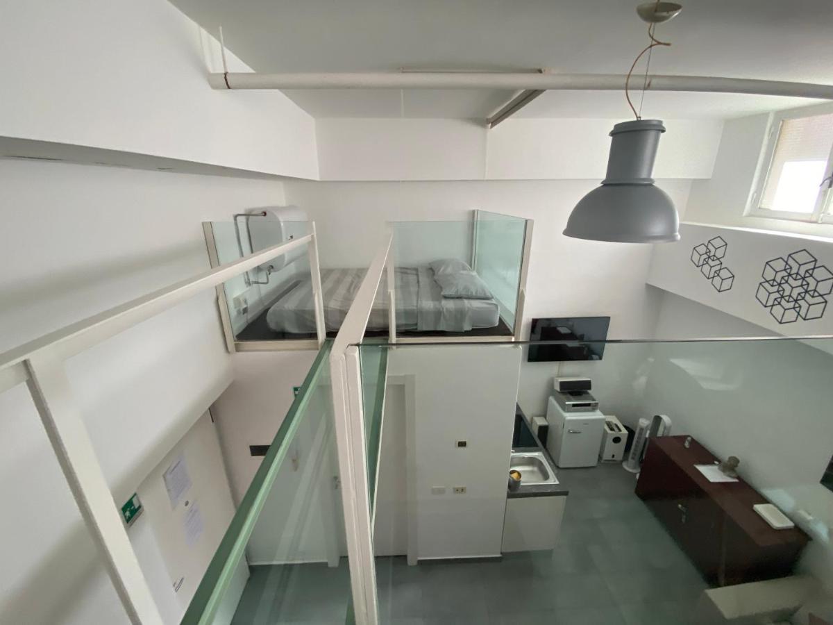 Living Apartment Милано Екстериор снимка