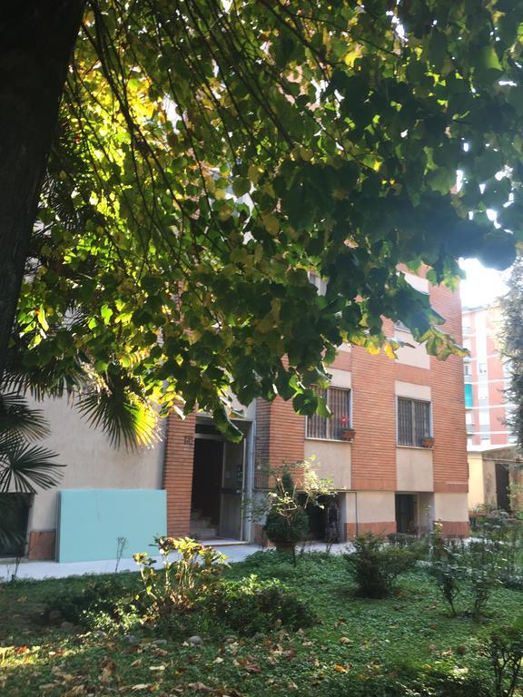 Living Apartment Милано Екстериор снимка